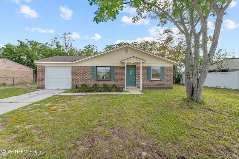 2224 Mindanao Dr, Jacksonville, FL 32246