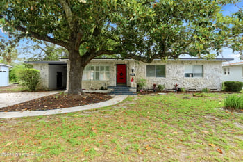 7484 Spinola Rd, Jacksonville, FL 32217