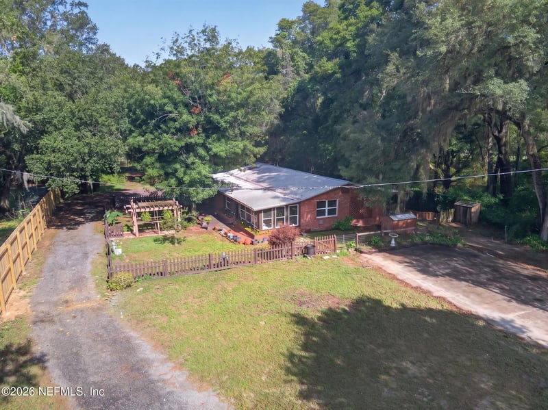 505 State Road 21, Hawthorne, FL 32640