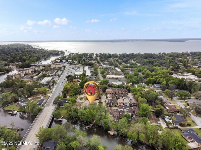 8863 Amalfi Ct, Jacksonville, FL 32217