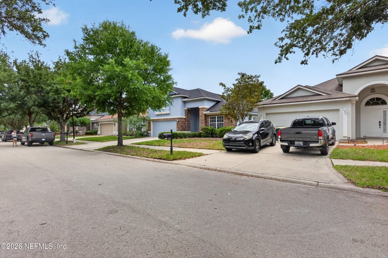 14816 Falling Waters Dr, Jacksonville, FL 32258
