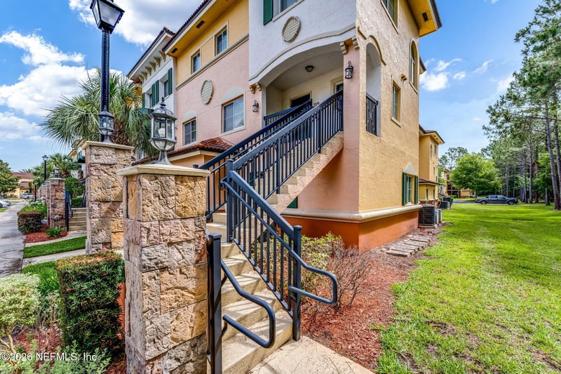 9745 Touchton Rd #230, Jacksonville, FL 32246