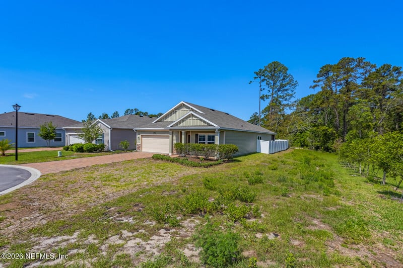 1642 Strawberry Creek Ct, Jacksonville, FL 32211