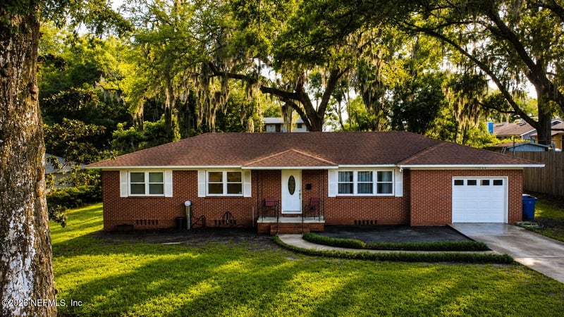 1050 Chateau Dr, Jacksonville, FL 32211