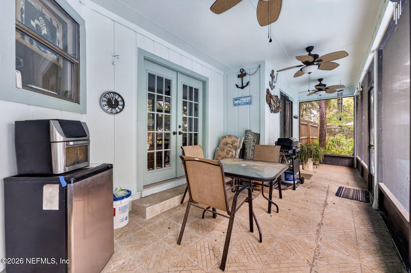 469 Pablo Point Dr, Jacksonville, FL 32225