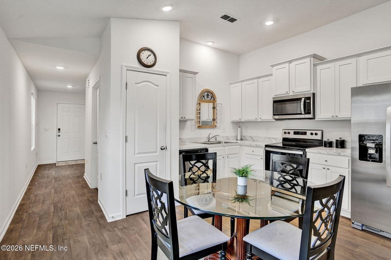 2734 Oak Stream Dr, Green Cove Springs, FL 32043