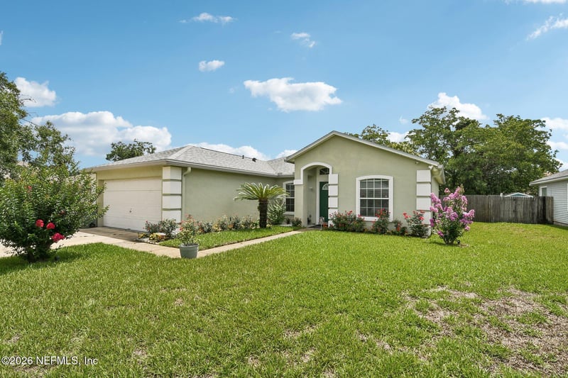 1585 Saddlebrook Ln, Jacksonville, FL 32221