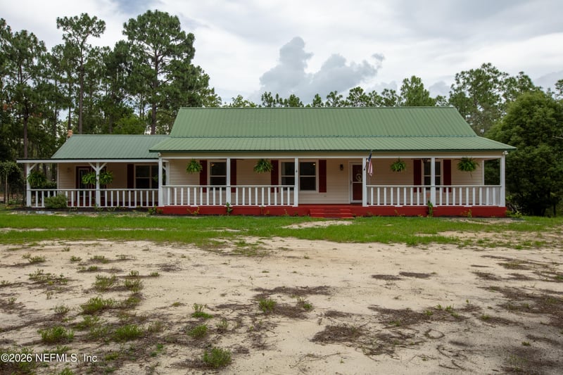 249 Melrose Landing Dr, Hawthorne, FL 32640