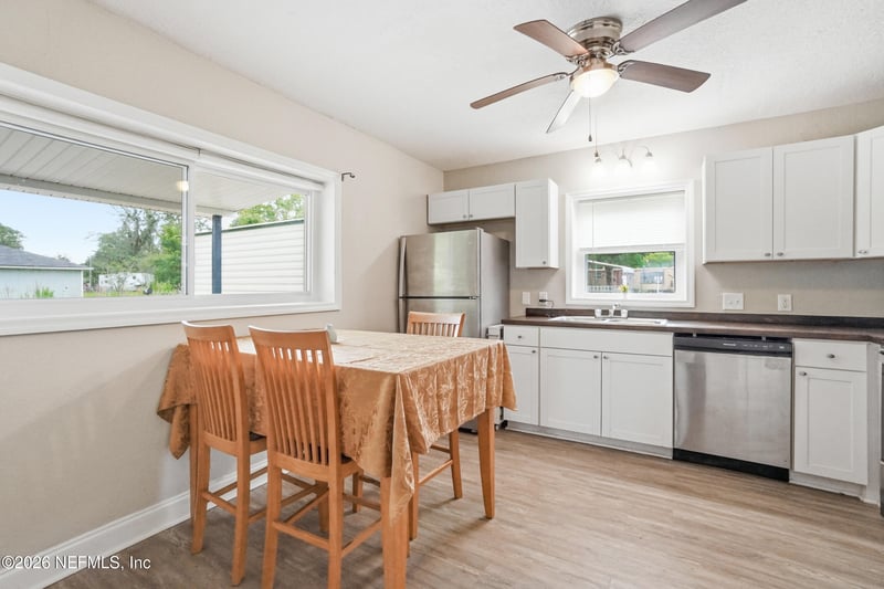 154 Polk Rd, Jacksonville, FL 32218