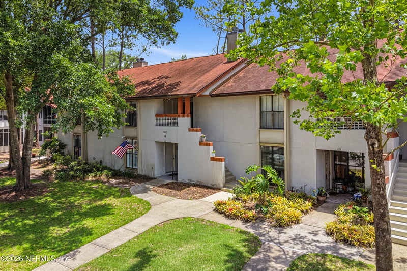 704 Wood Hill Dr #704, Jacksonville, FL 32256