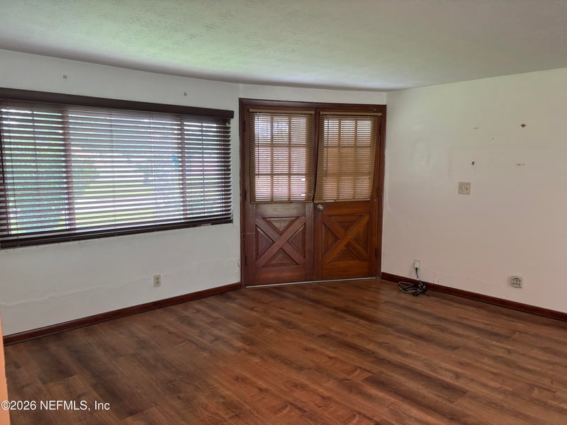 1644 Lessard Cir, Jacksonville, FL 32208