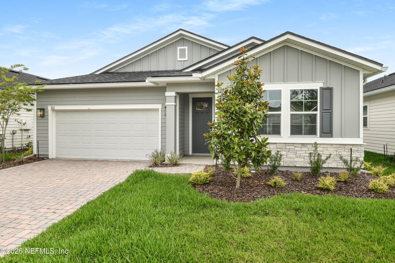 201 Enclave Ave, Palm Coast, FL 32164