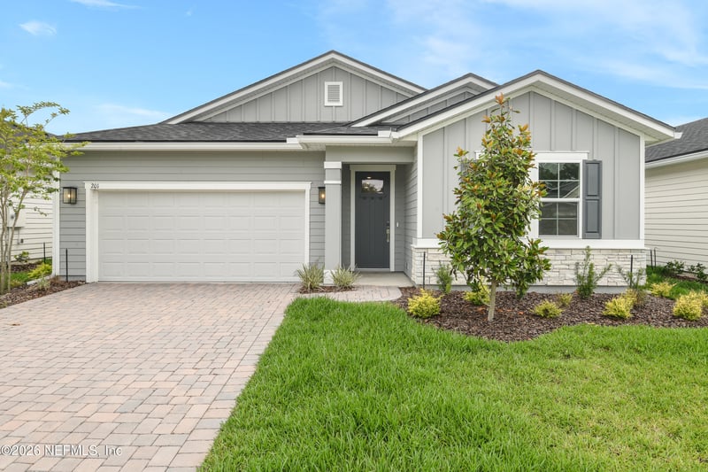 201 Enclave Ave, Palm Coast, FL 32164