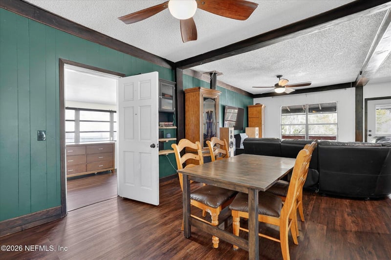 1124 12th St, Palatka, FL 32177