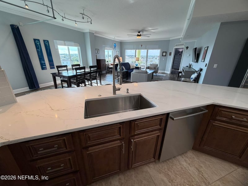 1236 1st St #504, Jacksonville Beach, FL 32250