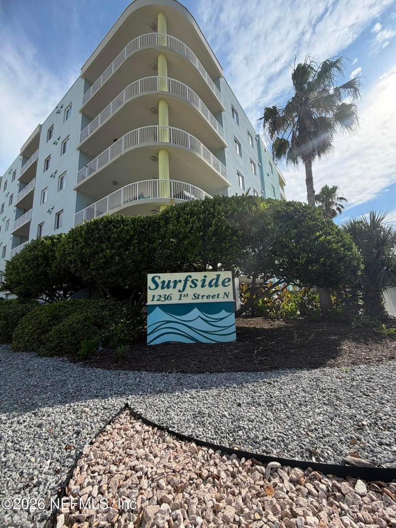 1236 1st St #504, Jacksonville Beach, FL 32250