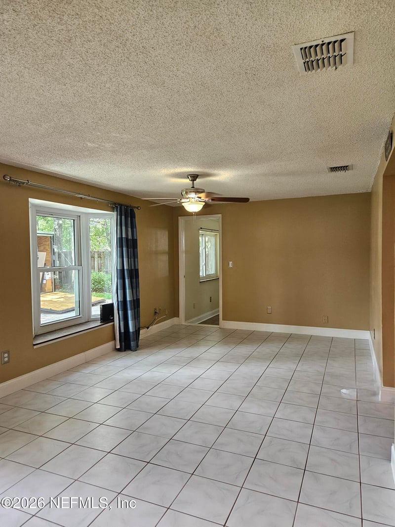 1723 Mary Beth Ct, Middleburg, FL 32068