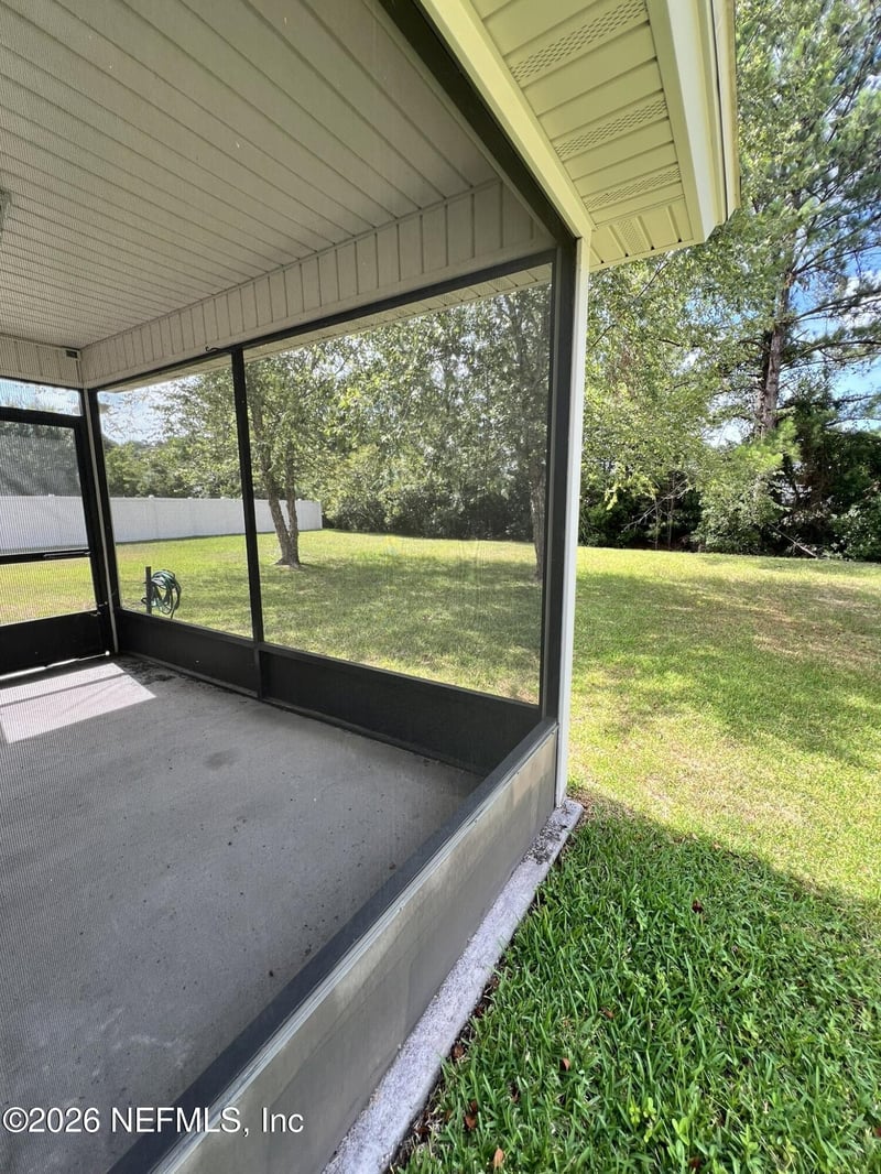 1450 Elsa Dr, Jacksonville, FL 32218
