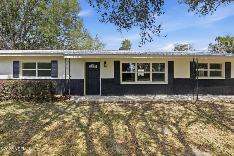 980 105th St, Trenton, FL 32693