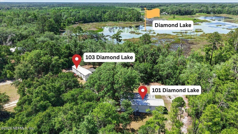 101 Diamond Lake Dr, Crescent City, FL 32112
