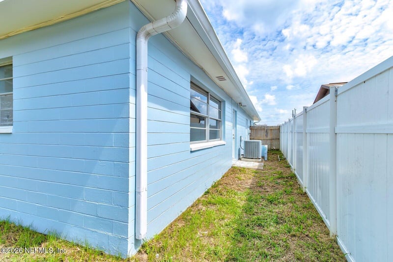 129 Holland Rd, Ormond Beach, FL 32176