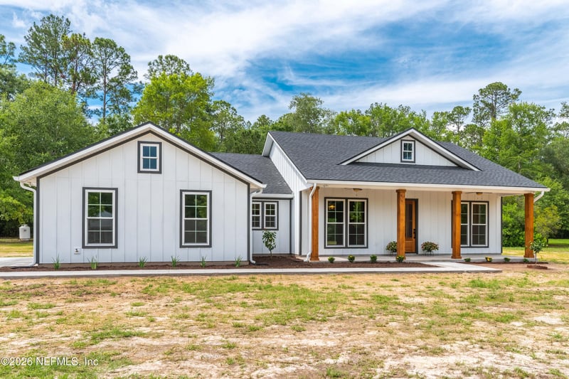 8021 Yellow Pine Cir, Glen St Mary, FL 32040
