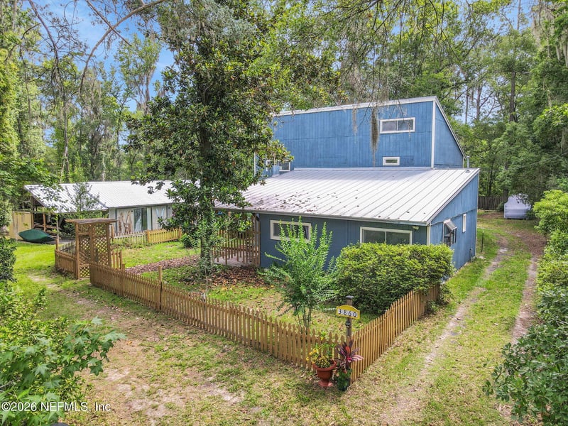 3860 Magnolia St, Middleburg, FL 32068