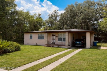 2457 Broward Rd, Jacksonville, FL 32218