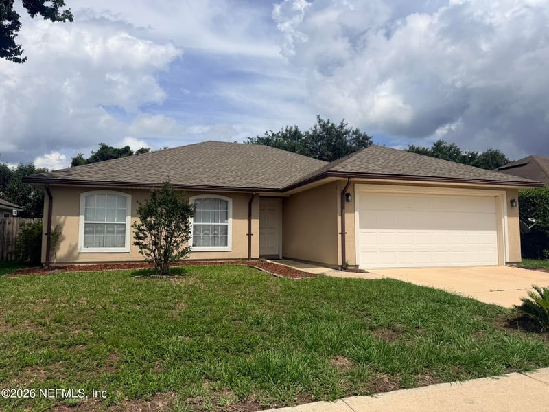 6423 Crimson Leaf Ln, Jacksonville, FL 32244