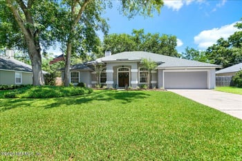 1113 Lake Parke Dr, St Johns, FL 32259