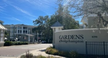 8290 Gate Pw #806, Jacksonville, FL 32216
