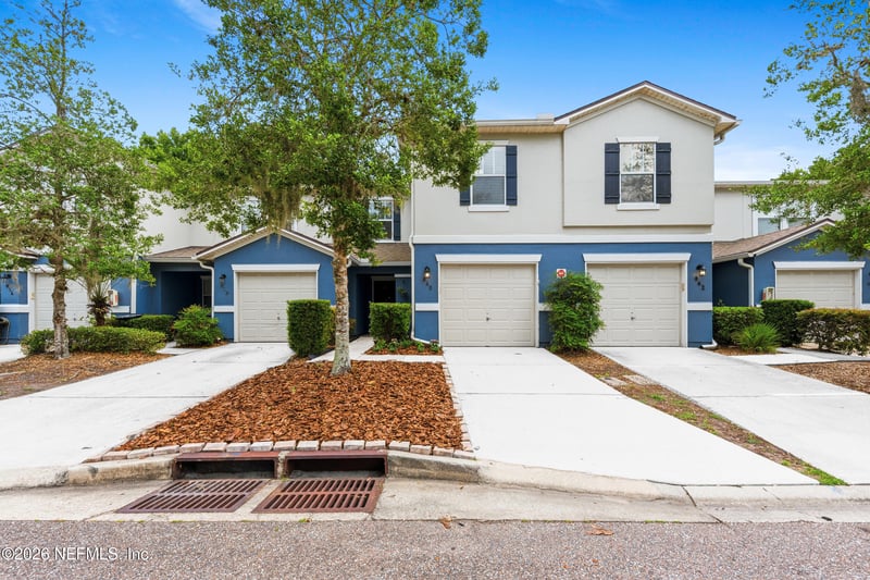 860 Black Cherry Dr, St Johns, FL 32259
