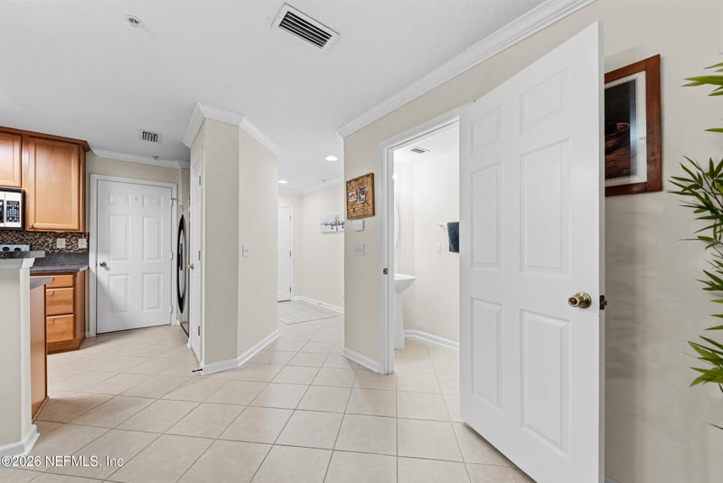860 Black Cherry Dr, St Johns, FL 32259