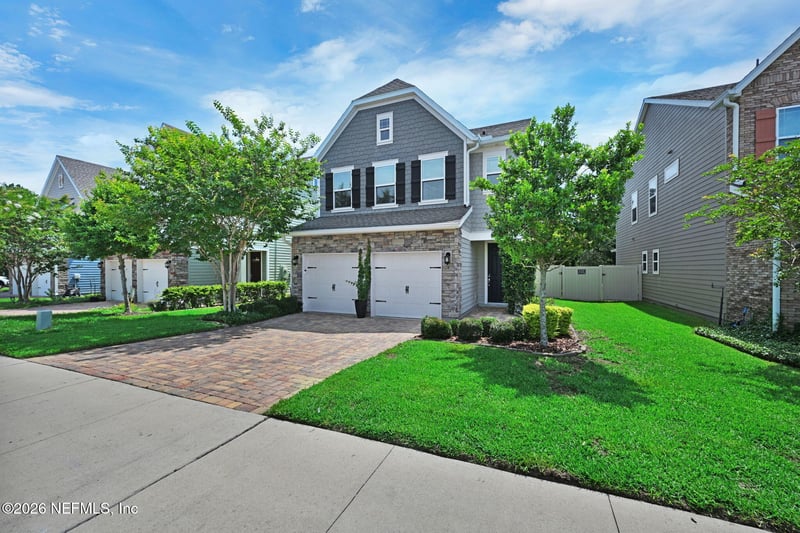 2683 Fawn Point Dr, Jacksonville, FL 32225