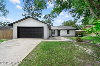 8136 Great Valley Trl, Jacksonville, FL 32244