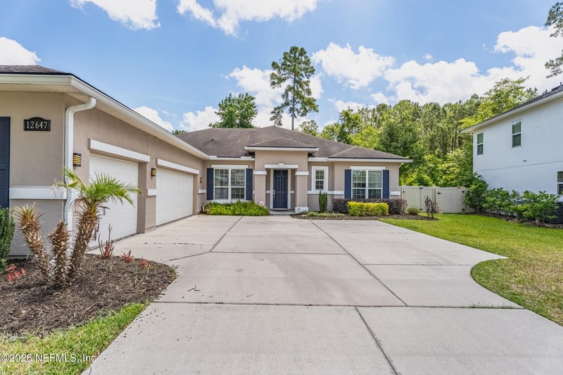 12647 Julington Oaks Dr, Jacksonville, FL 32223