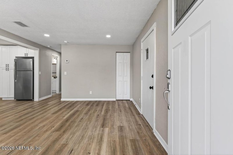 4313 Harbor View Dr, Jacksonville, FL 32208