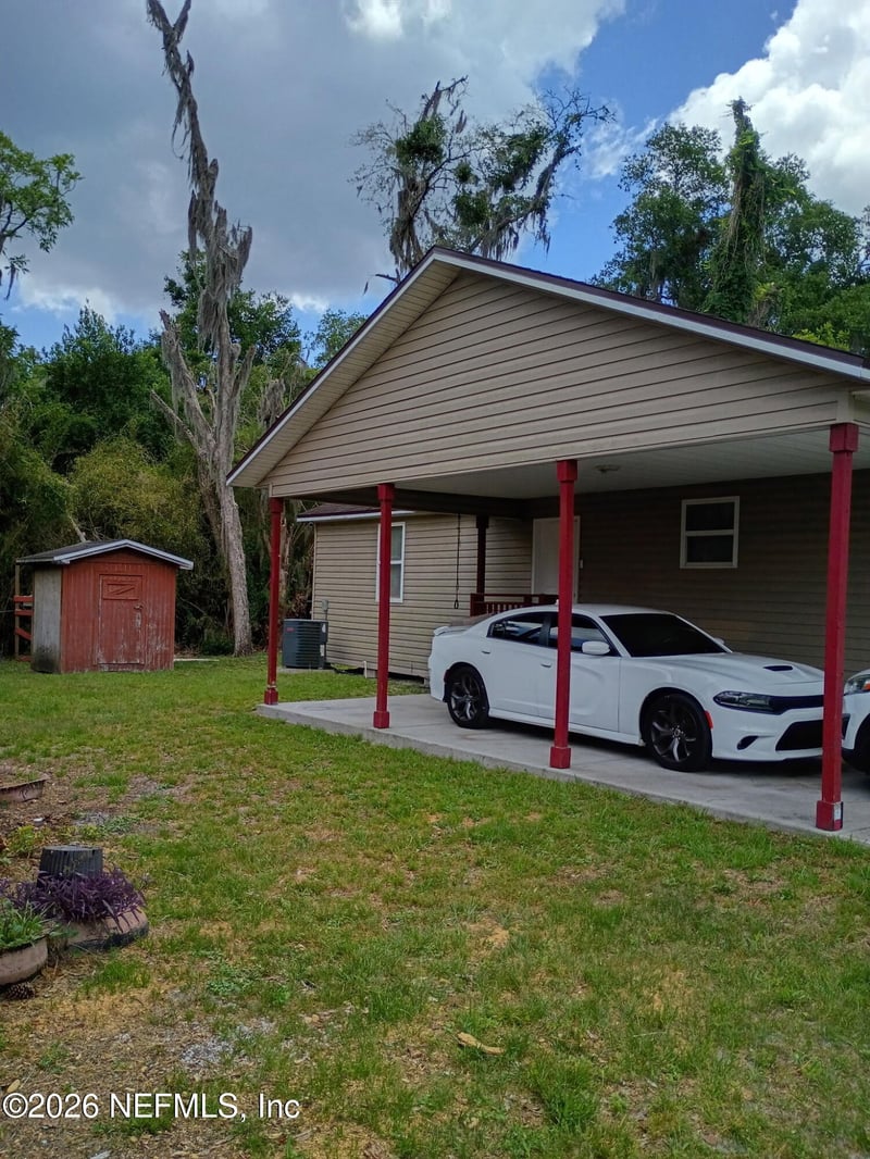 402 Lemon St, Green Cove Springs, FL 32043