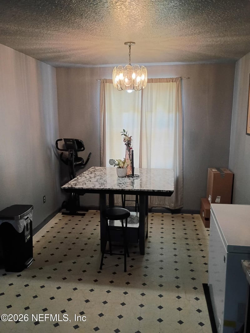 402 Lemon St, Green Cove Springs, FL 32043
