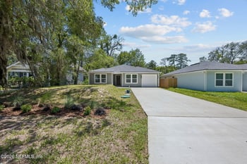 8462 Buttercup St, Jacksonville, FL 32210