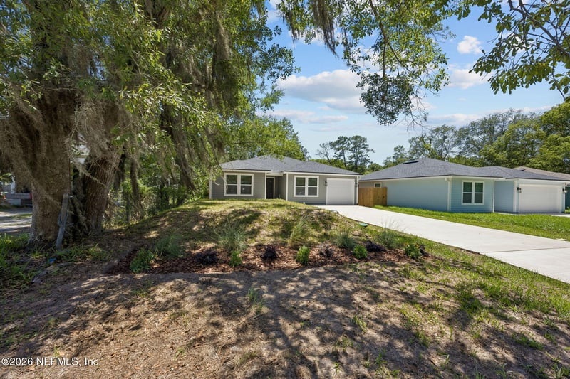 8462 Buttercup St, Jacksonville, FL 32210