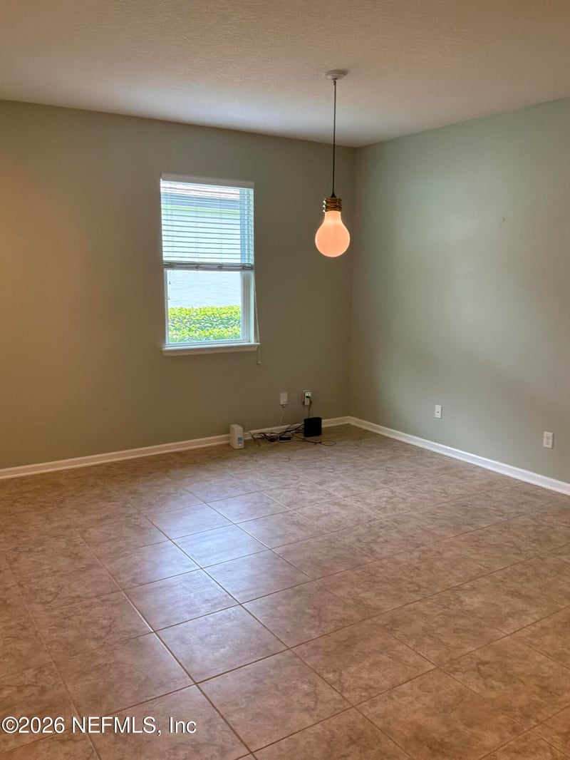 119 Hummingbird Pl, Palm Coast, FL 32164