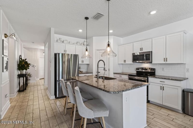 63 Forest Edge Dr, St Johns, FL 32259