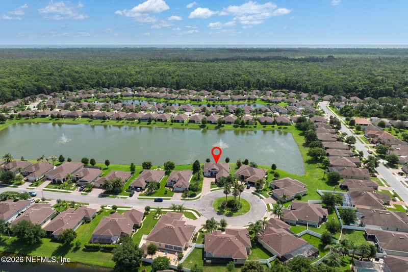 23 Arena Lake Cir, Palm Coast, FL 32137