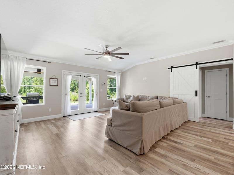 4467 Monroe Smith Rd, Jacksonville, FL 32210