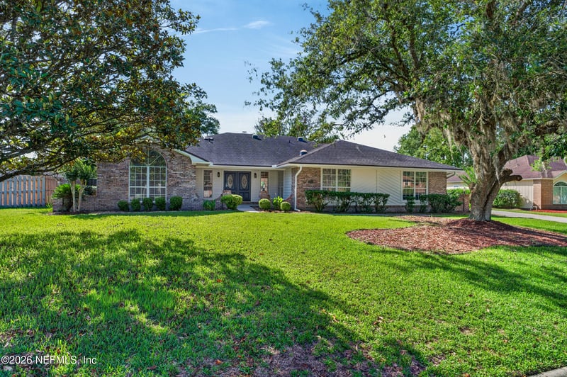 655 Fingal Dr, Orange Park, FL 32073