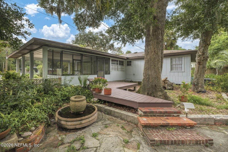 109 Cody Dr, Satsuma, FL 32189