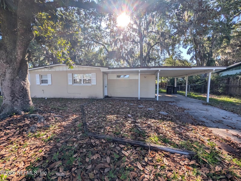 2225 Thiervy Dr, Jacksonville, FL 32210
