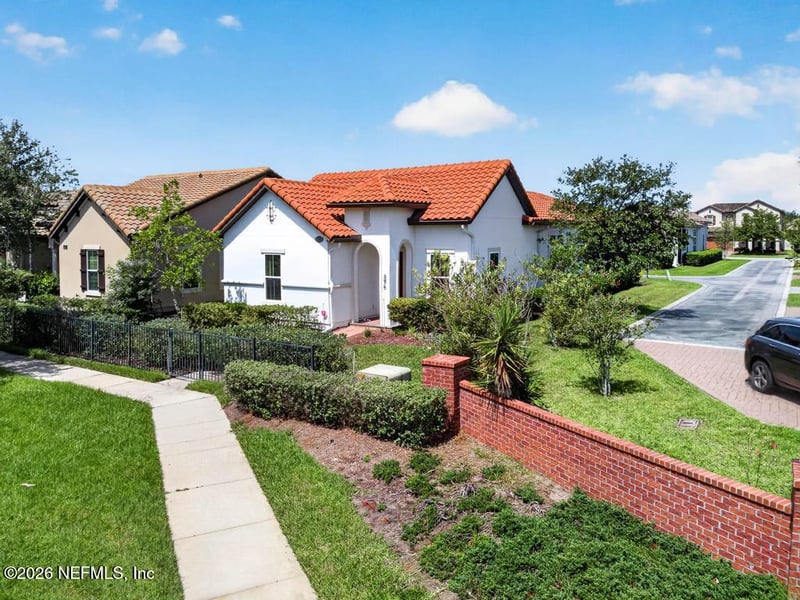 596 Town Plaza Ave, Ponte Vedra, FL 32081