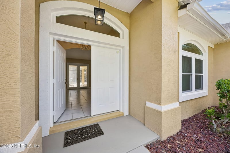 33 Boxwood Ln, Palm Coast, FL 32137
